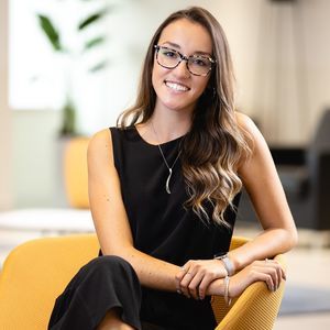 Meet your Posher, Danika